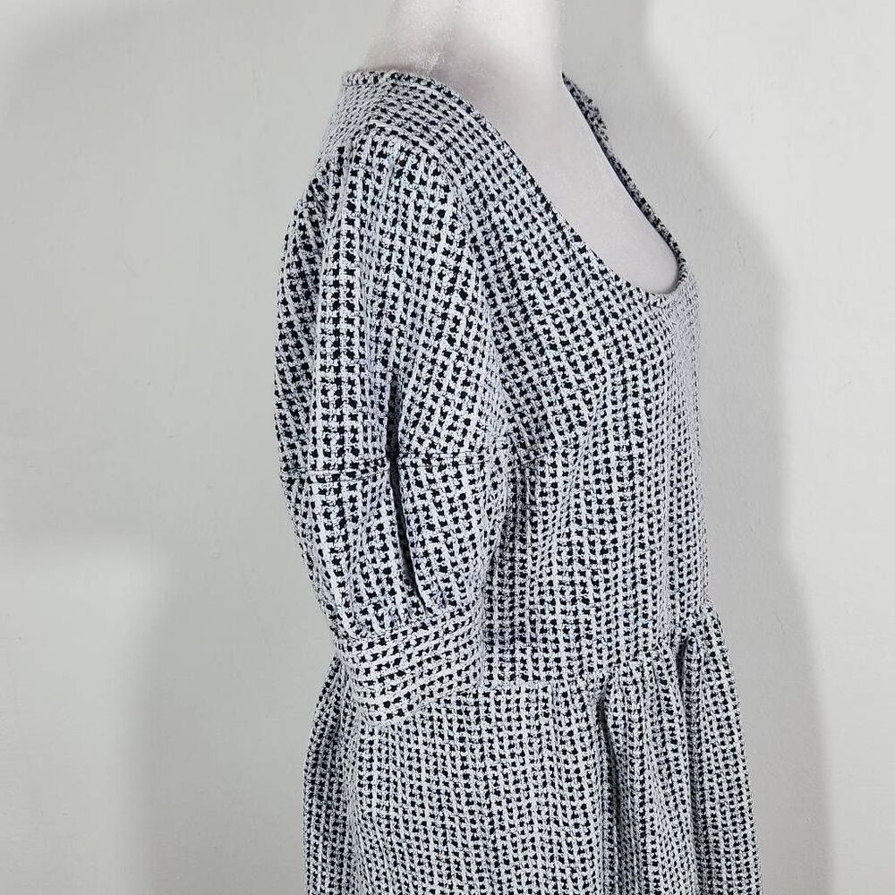 LOFT Black and White Babydoll Dress Size Medium Textured Scoop Neck Swing Dress - Picture 6 of 11